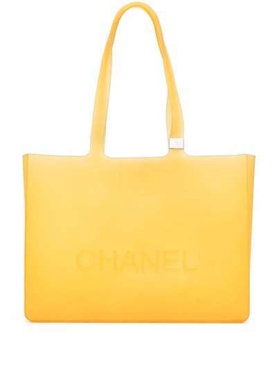 Chanel Pre-Owned сумка-тоут 2010-го года с тисненым логотипом