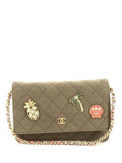 Chanel Pre-Owned сумка с декоративными нашивками