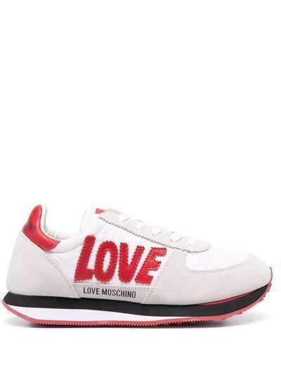 Love Moschino кроссовки с нашивкой Love