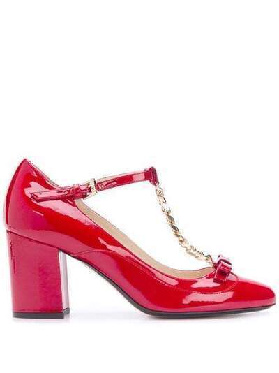 Nº21 chain detail pumps 8070