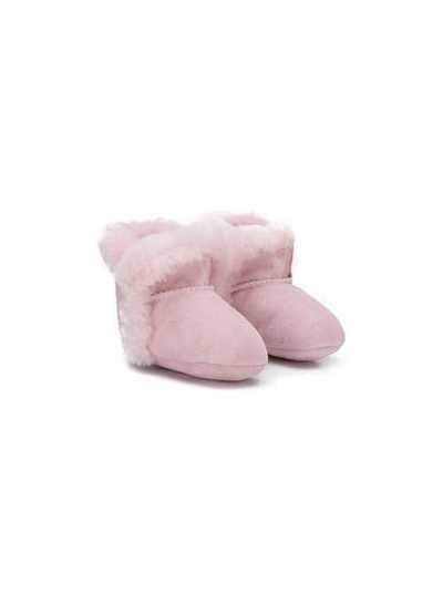 UGG Kids меховые пинетки 1103501I