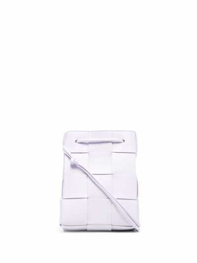 Bottega Veneta поясная сумка Cassette с плетением Intrecciato