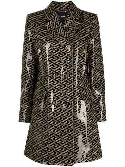 Versace виниловое пальто La Greca