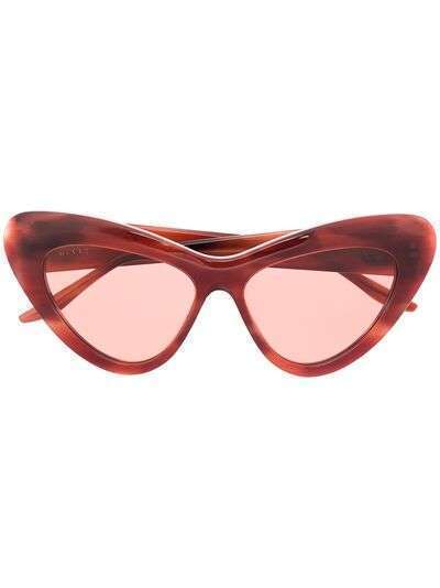 Gucci Eyewear солнцезащитные очки в оправе 'кошачий глаз' с логотипом Interlocking GG