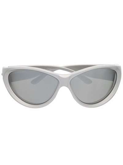 Balenciaga Eyewear солнцезащитные очки Swift в оправе 'кошачий глаз'