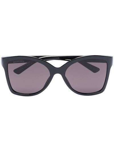 Balenciaga Eyewear солнцезащитные очки в оправе 'бабочка'