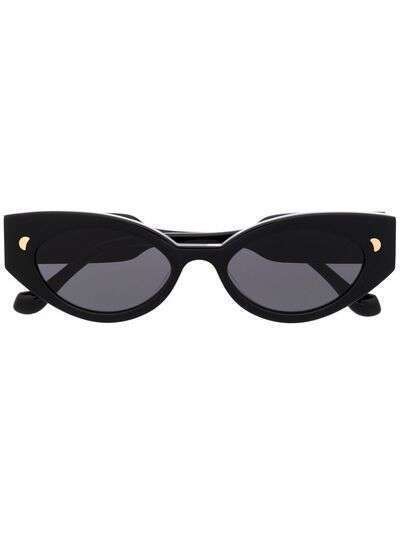 Nanushka солнцезащитные очки Azalea в оправе 'кошачий глаз'