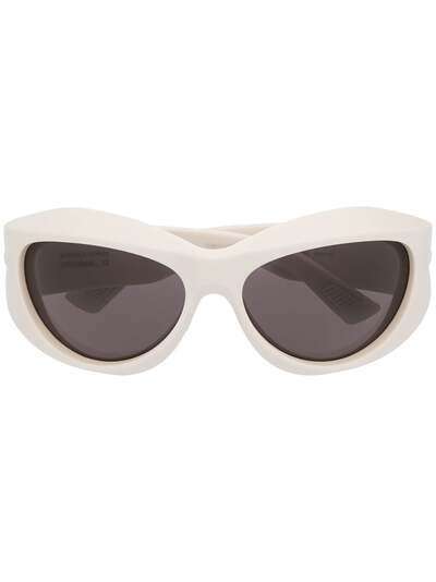 Bottega Veneta солнцезащитные очки в овальной оправе