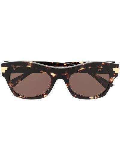 Bottega Veneta Eyewear солнцезащитные очки в D-образной оправе