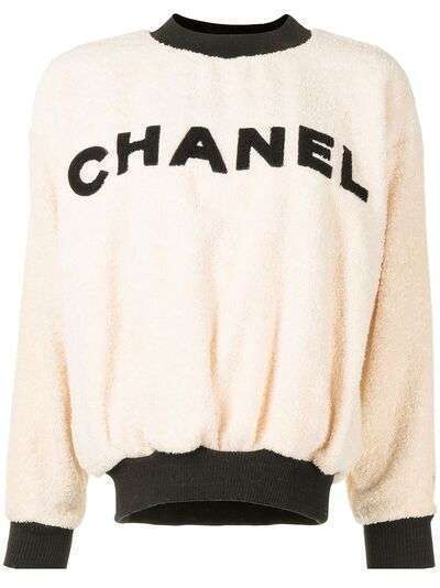 Chanel Pre-Owned фактурный джемпер с нашивкой-логотипом