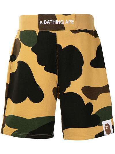 A BATHING APE® шорты с логотипом и камуфляжным принтом