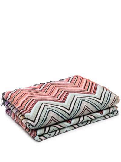 Missoni Home полосатое полотенце с бахромой