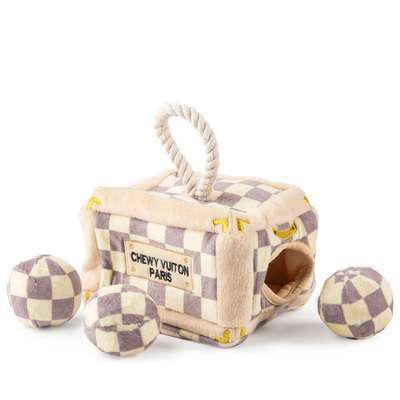 Checker Chewy Trunk Игрушка для собак Diggity Dog