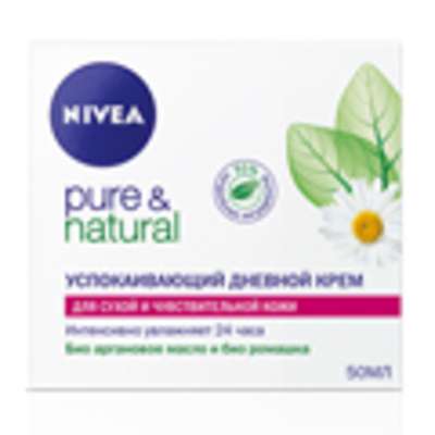 NIVEA Успокаивающий дневной крем Pure&Natural для сухой и чувствительной кожи