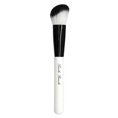 LANDA BRANDA Кисть скошенная средняя для контуринга SCULPTING BRUSH