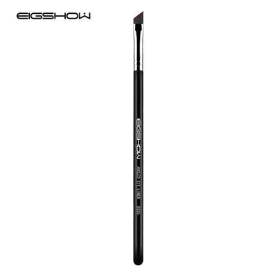 EIGSHOW Скошенная кисть для подводки глаз ANGLED EYE LINER