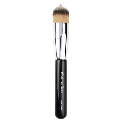 COSMETICS NEWS Кисть для нанесения тональной основы Tip&Blend Brush for Foundation